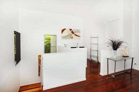 224 Centenary Heights Road Coolum Beach, 500 Dollar Bond, Linen Included - Great Ocean Road Tourism 7