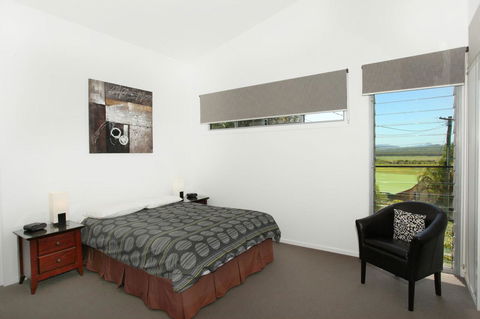 224 Centenary Heights Road Coolum Beach, 500 Dollar Bond, Linen Included - Great Ocean Road Tourism 13