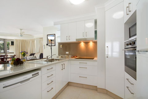 Rainbow Bay Resort Holiday Apartments - Great Ocean Road Tourism 4