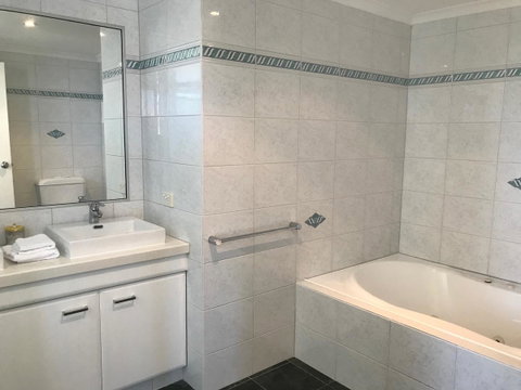 Rainbow Bay Resort Holiday Apartments - Great Ocean Road Tourism 5
