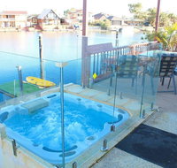 Waterside Resort Style - Great Ocean Road Tourism