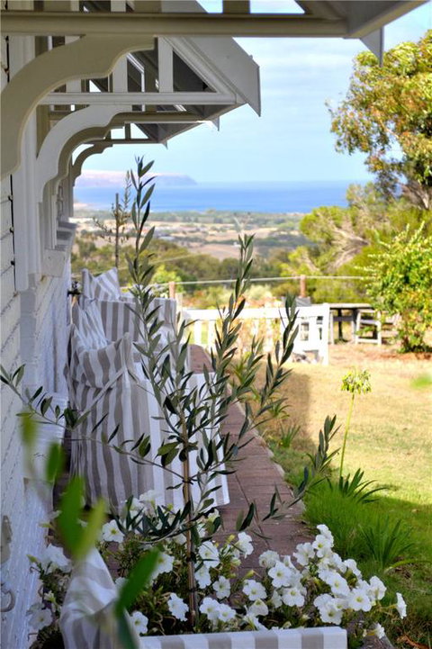 Watson Park - Great Ocean Road Tourism 3