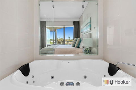WAVE CULTURE 1204 - BEACH BLISS - Great Ocean Road Tourism 3