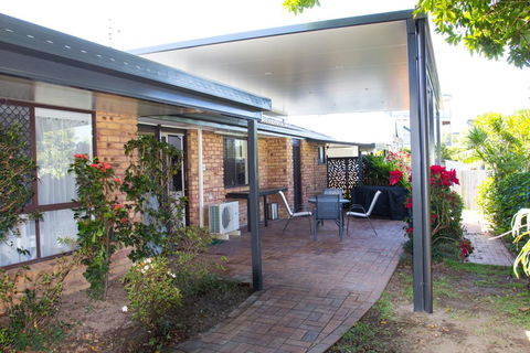 Wellington Parade 1/15a, Shelly Beach, Caloundra - Great Ocean Road Tourism 2
