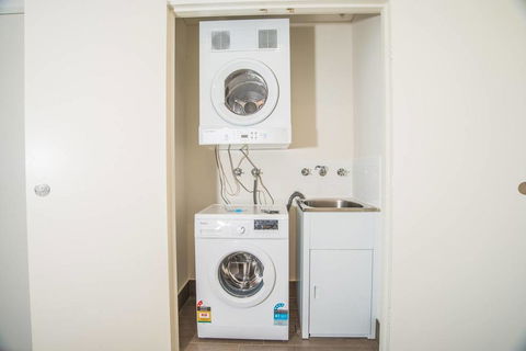 Wentworth Point 2Beds1Study2Bath Brand New APT - Great Ocean Road Tourism 1