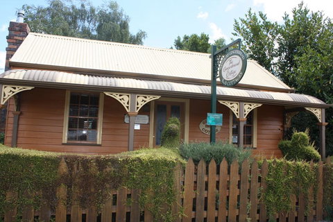 Westbury Gingerbread Cottages - Great Ocean Road Tourism 2