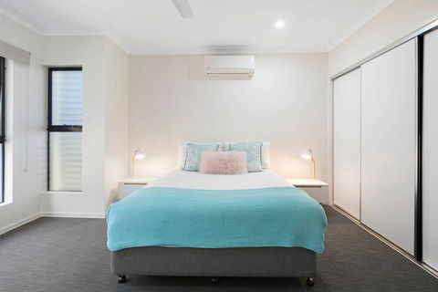 WHITSUNDAY Brand New Townhouse Close To Boardwalk - Great Ocean Road Tourism 2