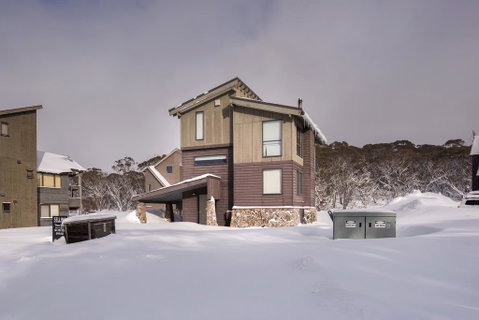 Winterfell - Great Ocean Road Tourism 0