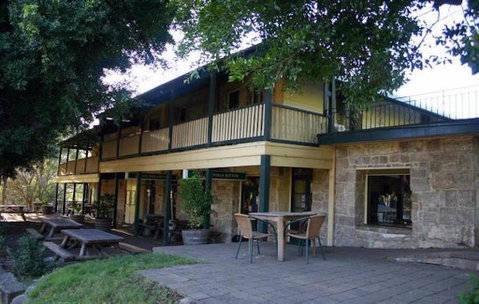 Wisemans Inn - Great Ocean Road Tourism 0