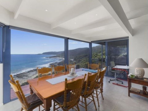 Wye Escape With Amazing Sweeping Ocean Views - Great Ocean Road Tourism 1