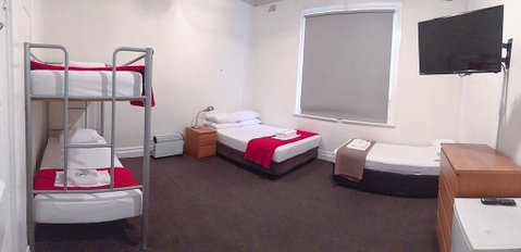 Wynyard Hotel - Great Ocean Road Tourism 1