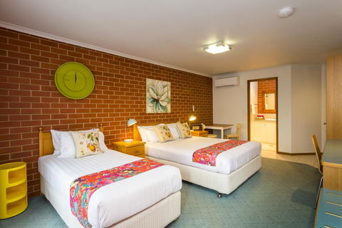 Yackandandah Motor Inn - Great Ocean Road Tourism 3