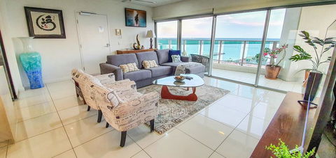 ZEN BY THE WATER - Darwin Premier Retreat - Great Ocean Road Tourism 0