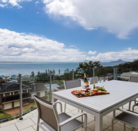 Maison de la mer 30 Mulubinda Parade - luxurious linen aircon and panoramic views - Great Ocean Road Tourism
