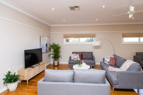 Hillsborough - Luxury, Boutique Accommodation - Great Ocean Road Tourism 3
