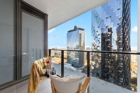 A 2BR Apt With City Views Next To Southern Cross - Great Ocean Road Tourism 2