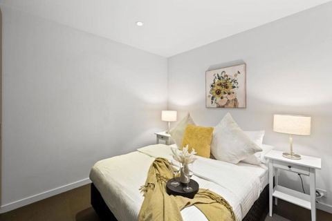 A 2BR Apt With City Views Next To Southern Cross - Great Ocean Road Tourism 4