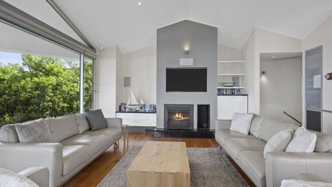 A Beachside Getaway - 8 - Great Ocean Road Tourism 1