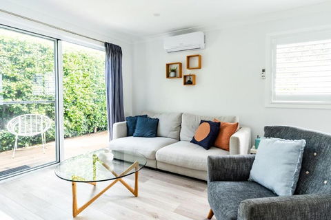 A Chic Coastal Hideaway At Toowoon Bay Beach - Great Ocean Road Tourism 2