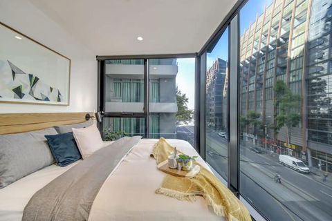 A Comfy 2BR Apt Near Crown & Southern Cross - Great Ocean Road Tourism 1