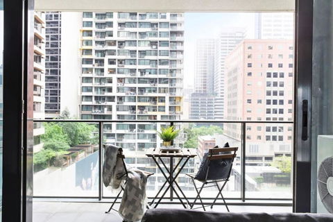 A Cozy 2BR Apt Opposite Southern Cross Station - Great Ocean Road Tourism 1