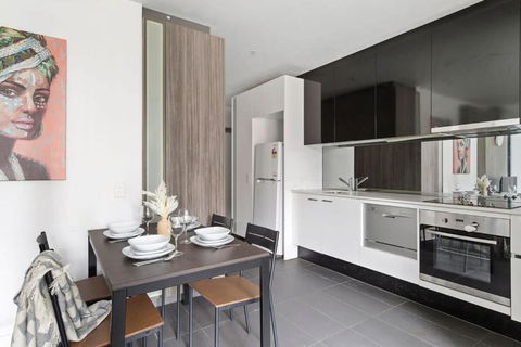A Cozy 2BR Apt Opposite Southern Cross Station - Great Ocean Road Tourism 4