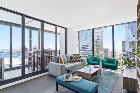 A Cozy 2BR Apt With Harbour Views And FREE Parking - Great Ocean Road Tourism 1