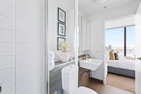 A Cozy 2BR Apt With Harbour Views And FREE Parking - Great Ocean Road Tourism 4