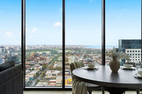 A Cozy 2BR Apt With Panoramic Views FREE Parking - Great Ocean Road Tourism 0