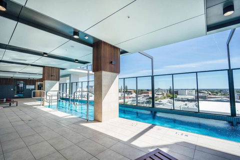A Cut Above The West 3BR Staycation Pool Gym - Great Ocean Road Tourism 4