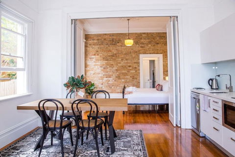 A Designer Apartment With Classic Heritage Details - Great Ocean Road Tourism 0