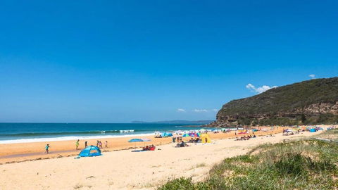 A Grand Beach Retreat - Great Ocean Road Tourism 4