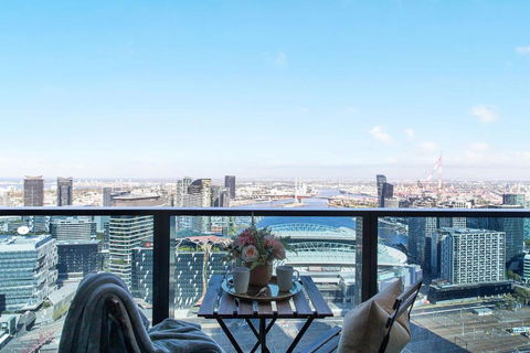 A Modern 2BR Apt With Harbour Views FREE Parking - Great Ocean Road Tourism 1