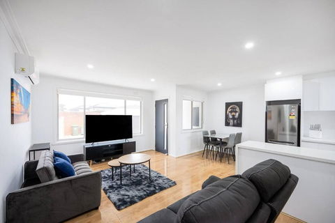 A Private Hideaway With Large Backyard And CarParks - Great Ocean Road Tourism 0