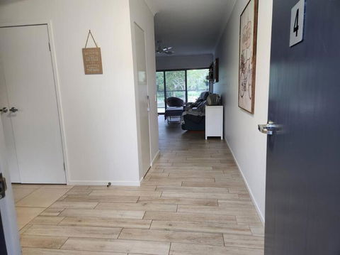 A Quiet Unit Overlooking A Reserve - Great Ocean Road Tourism 3