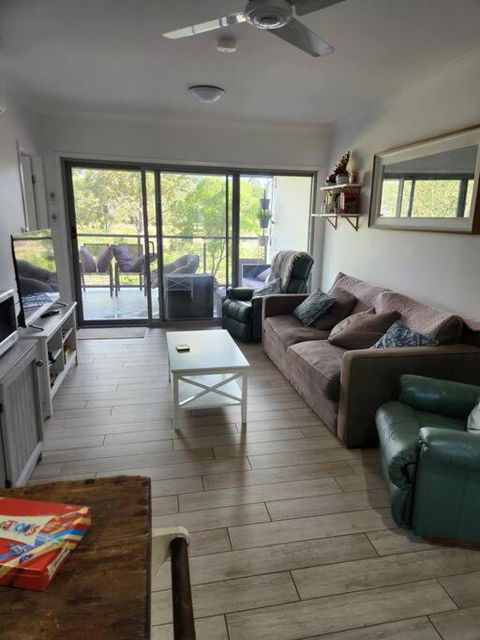 A Quiet Unit Overlooking A Reserve - Great Ocean Road Tourism 4