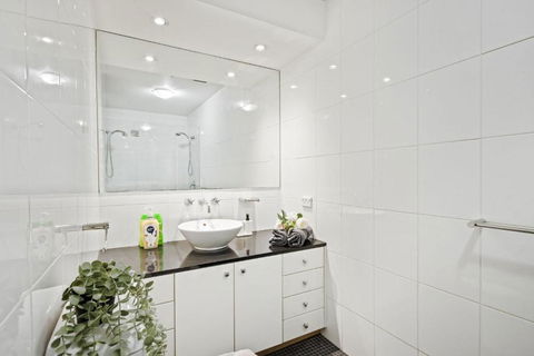 A Stylish Studio For 6 Next To Darling Harbour - Great Ocean Road Tourism 2