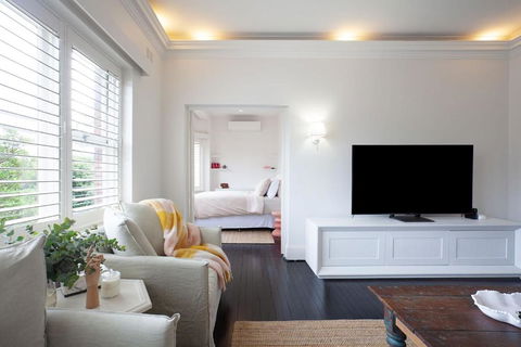 A Touch Of Pink, Bellevue Hill IH - Great Ocean Road Tourism 2