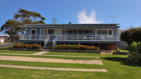 Aberdeen Unit 1 Bermagui - Great Ocean Road Tourism 2
