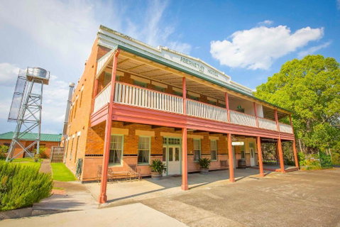 Abernethy House & Cottage - Great Ocean Road Tourism 2