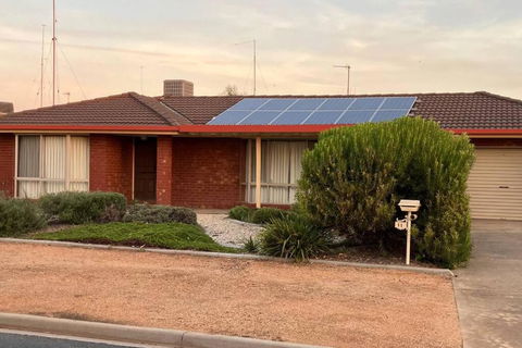 Abide Awhile - Great Ocean Road Tourism 0