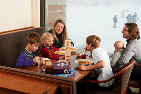 Abom Hotel - Great Ocean Road Tourism 3