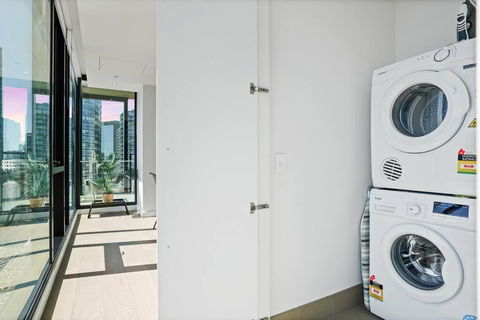 Absolute Bay View Waterfront Getaway Apt 2B2B1C - Great Ocean Road Tourism 1