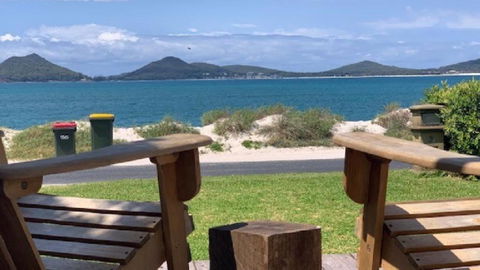 Absolute Beach Front - Great Ocean Road Tourism 1