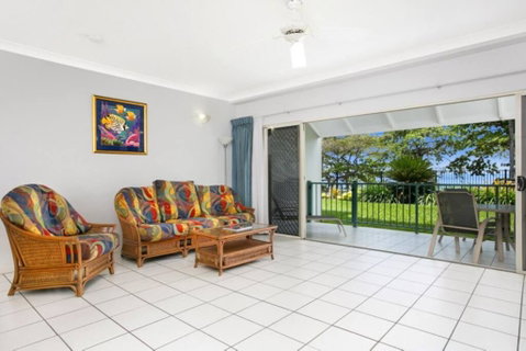 Absolute Beachfront Apartment - Great Ocean Road Tourism 0
