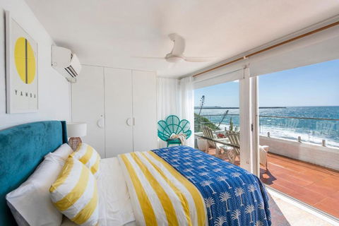Absolute Oceanfront Yamba - Oceanstays - Great Ocean Road Tourism 4
