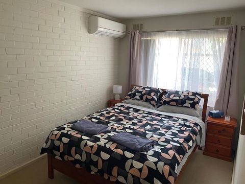 Affordable Inglewood Apartment+Pool - Great Ocean Road Tourism 1