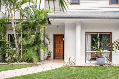 A Perfect Stay - Baby Blue - Great Ocean Road Tourism 0
