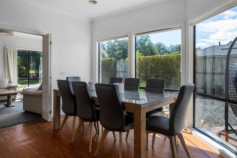 A Holiday Home For All Seasons - Modern, Peaceful, Family Friendly - Great Ocean Road Tourism 2