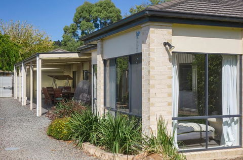 A Holiday Home For All Seasons - Modern, Peaceful, Family Friendly - Great Ocean Road Tourism 4